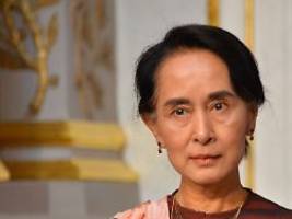 Myanmar-Junta verkürzt Strafe: Friedensnobelpreisträgerin Suu Kyi wird in Hausarrest verlegt
